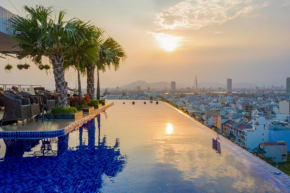 Гостиница Queen's Finger Hotel Da Nang  Đà Nẵng